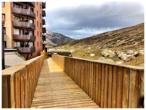 Sport Hotel Resort & Spa Categoría BF: BF Classic Precio: 100-150€ Address: Crta General s/n , AD100 Soldeu, Principat d’Andorra Soldeu (Canillo), Principat d'Andorra AD100 Soldeu Canillo Sport Hotels Resort & Spa está situado en el privilegiado valle andorrano de Soldeu y a pie de pistas de la estación de esquí Grandvalira., el dominio esquiable más grande del sur de Europa. Nuestros más de 50 años de historia en la industria del turismo, nos convierte en un referente en Andorra tanto por la hospitalidad y calidad de servicio como por la restauración. Contamos con 3 hoteles de 4 y 5 estrellas conectados entre sí, con más de 400 habitaciones, un lujoso xalet con residencias exclusivas y el privilegio de pertenecer a la prestigiosa asociación The Leading Hotels of the World. Disponemos también de un Spa de 500m2 dedicado a la relajación y bienestar . Su ubicación privilegiada hace que se puedan disfrutar de múltiples actividades tanto en invierno como en el resto de las estaciones del año, cada una con su encanto y bellos paisajes para disfrutar de la naturaleza y descubrir nuevos parajes. No Reviews Favorite Pinpoint HOTEL FOLCH*** Categoría BF: BF Classic Precio: 50-100€ Address: C/ DE LORIA, 6 SANT JULIA DE LORIA, ANDORRA AD600 Sant Julià de Lòria Sant Julià de Lòria Disponemos de 94 habitaciones dobles, triples, individuales y dobles comunicadas (ideales para familias), completamente reformadas y perfectamente equipadas con baño, secador de pelo, calefacción, televisión vía satélite, servicio de despertador. · El Hotel cuenta también con un restaurante abierto mediodía y noche, en el que la calidad de los productos utilizados, son preparados para disfrutar de los sabores de antes y adaptados a la actividad deportiva. Una cocina tradicional y cuidada, con un menú variado y un buen servicio a la mesa. En el hall del hotel, encontrará un bar, con salón de televisión y de lectura, billar y un futbolín donde podrá reunirse con los amigos o relajarse después de un duro día de bicicleta. Ofrecemos también: · garaje privado para nuestros clientes en el mismo establecimiento · wifi gratuito en todo el hotel · ascensores · caja fuerte en recepción y en las habitaciones · servicio de prensa · lavandería · servicio de picnic para llevar · aparcamiento cerrado para bicicletas, taller con herramientas básicas y punto de agua para limpieza de las mismas. No Reviews Favorite Pinpoint Hotel Spa Termes SERHS Carlemany**** Categoría BF: BF Classic Precio: 0-50€ Address: Av Carlemany 4, Les Escaldes Escaldes - Engordany, Andorra la Vella AD700 Andorra Les Escaldes Escaldes-Engordany Disfrute de sus vacaciones con nosotros rodeados de ríos y montañas. No Reviews Favorite Pinpoint Hotel y Apartahotel SERHS Cosmos Andorra*** Categoría BF: BF Experience Precio: 50-100€ Address: Av. De les Escoles,10 Escaldes - Engordany, Andorra la Vella AD700 Andorra Les Escaldes Escaldes-Engordany Un destino ideal para vacaciones en familia o con amigos rodeado de montañas, valles, excursiones y actividades dirigidas junto a las estaciones de Grandvalira y Vallnord. No Reviews Favorite Pinpoint Hotel Arbella Categoría BF: BF Classic Precio: 50-100€ Address: CTRA. COLL D'ORDINO S/N ORDINO, ANDORRA AD300 Ordino Ordino El Hotel Arbella es un hotel de montaña. Hemos intentado utilizar materiales naturales y sencillos como la madera y el Read more [...] No Reviews Favorite Pinpoint ANDORRA4DAYS SOLDEU-EL TARTER Categoría BF: BF Classic Precio: 50-100€ Address: Carretera General 2, Edif. Novell II Incles, Canillo AD100 Canillo Canillo Andorra4days Soldeu-El Tarter se encuentra ubicado en Incles, a 1,3 km del telecabina de Soldeu y 1,9 km del telecabina Read more [...] No Reviews Favorite Pinpoint ANDORRA4DAYS CANILLO Categoría BF: BF Classic Precio: 50-100€ Address: Av. Sant Joan de Caselles, 65 Canillo Canillo Andorra4days Canillo se encuentra en el mismo pueblo, ubicado a 200 metros del telecabina de Canillo y a 400 metros Read more [...] No Reviews Favorite Pinpoint Hotel Coma Bella *** Categoría BF: BF Experience Precio: 50-100€ Address: Ctra La Rabassa km. 6 Juberri, Sant Julia de Loria AD600 Sant Julià de Lòria Sant Julià de Lòria El Hotel Coma Bella es un encantador hotel en el bosque La Rabassa, Andorra rodeado de naturaleza e impresionantes montañas Read more [...] No Reviews Favorite Pinpoint Hotel Princesa Parc * * * * Categoría BF: BF Classic Precio: 50-100€ Address: Carretera de Arinsal Arinsal La Massana El complejo del Hotel Princesa Parc está situado en el Principado de Andorra, a tan sólo 150m del telecabina de Read more [...] No Reviews Favorite Pinpoint Hotel Panorama**** Categoría BF: BF Classic Precio: 50-100€ Address: Ctra. de l'Obac Les Escaldes Escaldes-Engordany Con una privilegiada ubicación, en el centro comercial de Andorra y a 300 metros de Caldea, el Hotel Panorama es Read more [...] No Reviews Favorite Pinpoint 12> ALOJAMIENTOS RECOMENDADOS View all ALEGRIA Palacio Mojacar**** Categoría BF: BF Resort Precio: 50-100€ Address: Avenida del Palacio, 1 Mojácar, Almería 04638 Mojácar Andalucía No Reviews Favorite Barceló Monasterio de Boltaña ***** Categoría BF: BF Special Seven Precio: 0-50€ Address: c/Afueras S/N, 22340 Boltaña Boltaña Aragón No Reviews Favorite Casa Rural Os Ormos Categoría BF: BF Classic Precio: 0-50€ Address: c/ Santa Isabel s/n. 22714 Espuéndolas Huesca 1 Review Favorite Castilla Termal Monasterio de Valbuena ***** Categoría BF: BF Classic Precio: 100-150€ Address: C/ Murallas, S / N. 47359 San Bernardo San Bernardo Castilla y León No Reviews Favorite El Caserío de Fatás Categoría BF: BF Classic Precio: 100-150€ Address: Calle Santa Eulalia Ag. Navasa Navasa Aragón 1 Review Favorite Gran Hotel Las Caldas ***** Categoría BF: BF Special Seven Precio: 50-100€ Address: Las Caldas S/N, 33174 Oviedo Las Caldas Principado de Asturias 1 Review Favorite Santa Eulália 6, 22714 Navasa, Huesca Tlfno. 674 706 791 info@bikefriendly.com AVISO LEGAL POLITICA DE COOKIES Copyright © 2019 Dir